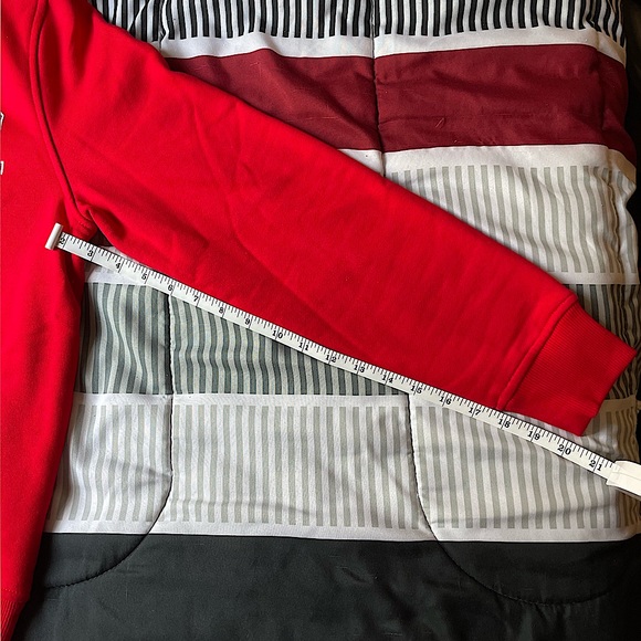 Tommy Hilfiger Sweatshirt (medium) - Picture 8 of 9